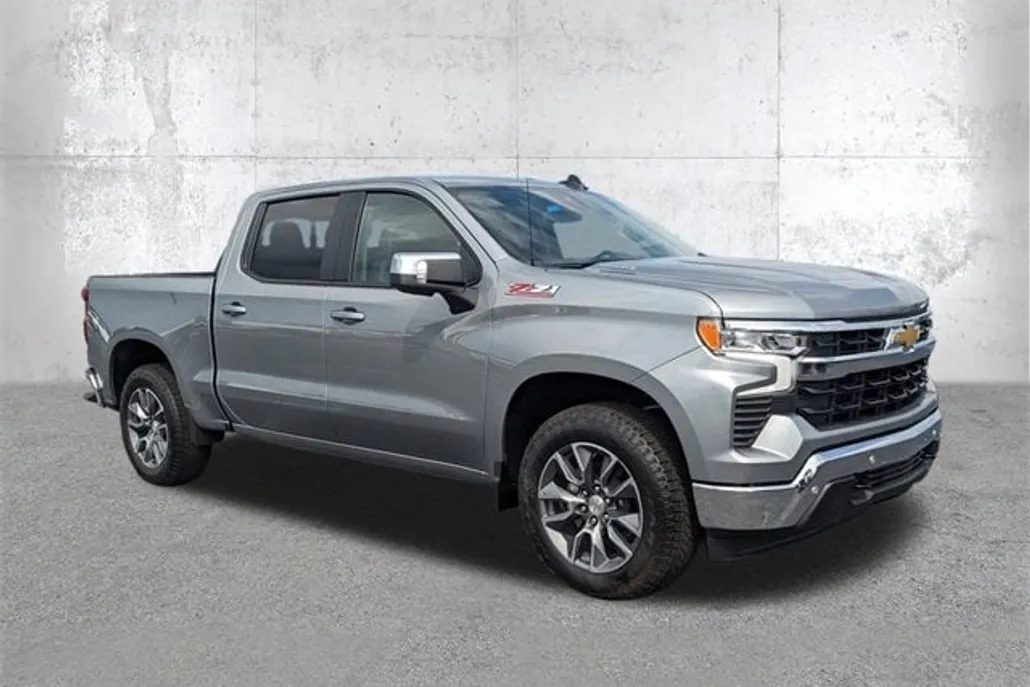 2025 Chevrolet Silverado 1500 LT photo 1