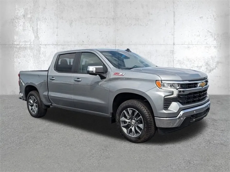 2025 Chevrolet Silverado 1500 LT photo 1