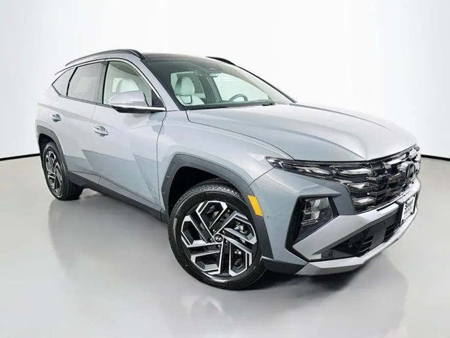 2025 Hyundai Tucson Limited photo 1