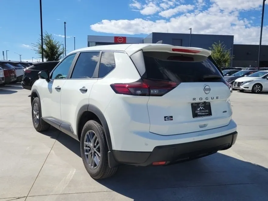 2026 Nissan Rogue S photo 1
