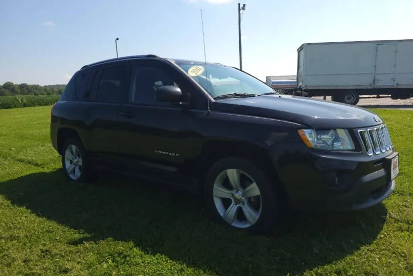 2012 Jeep Compass Latitude photo 1