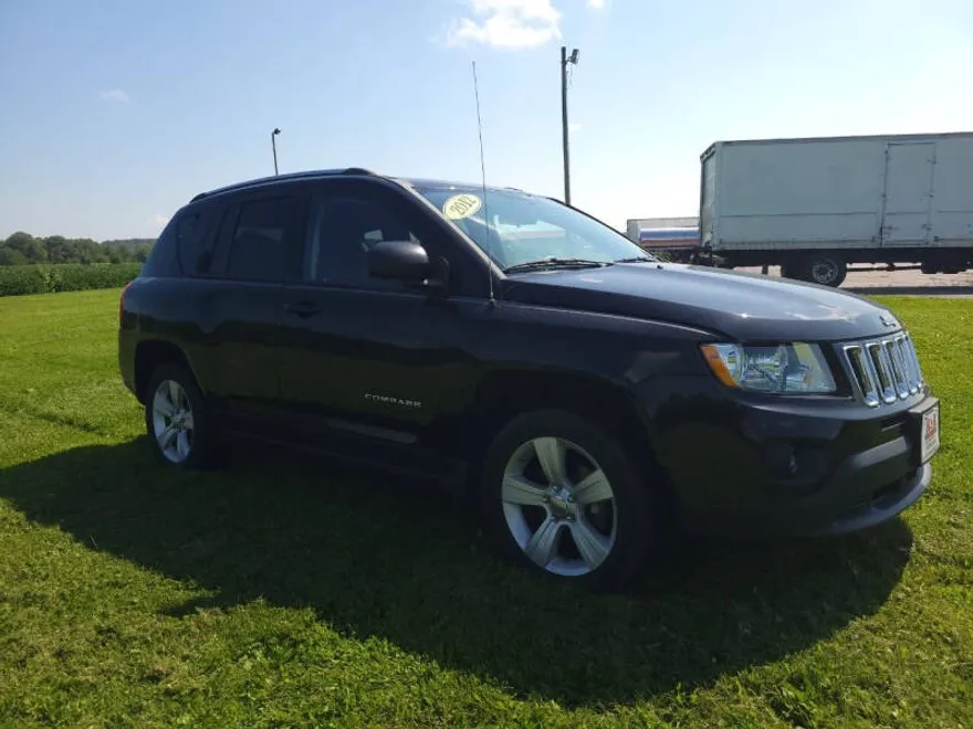 2012 Jeep Compass Latitude photo 1