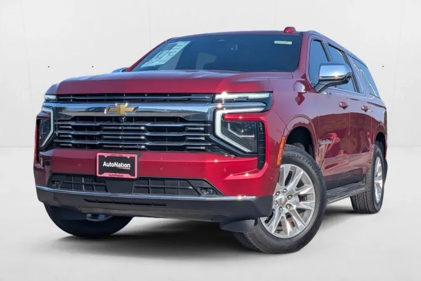 2025 Chevrolet Suburban Premier photo 1