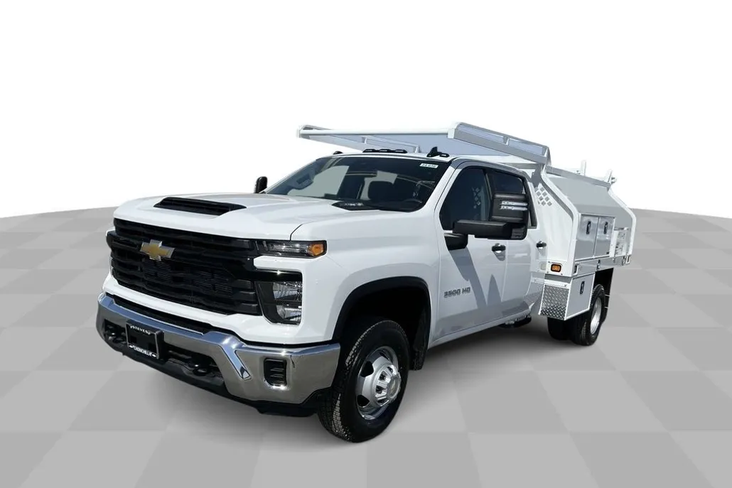 2024 Chevrolet Silverado 3500HD Work Truck photo 1
