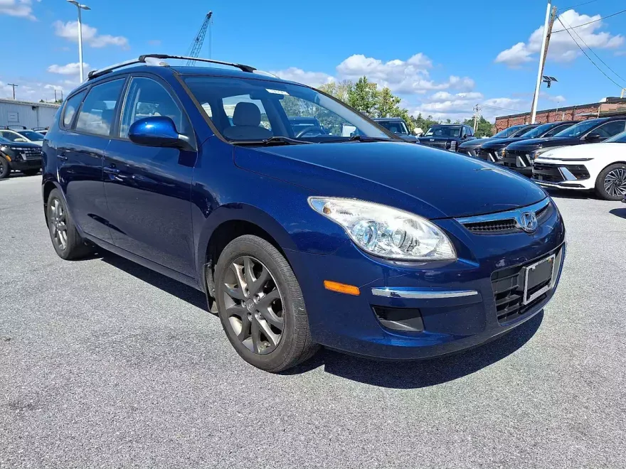 2012 Hyundai Elantra Touring GLS photo 1