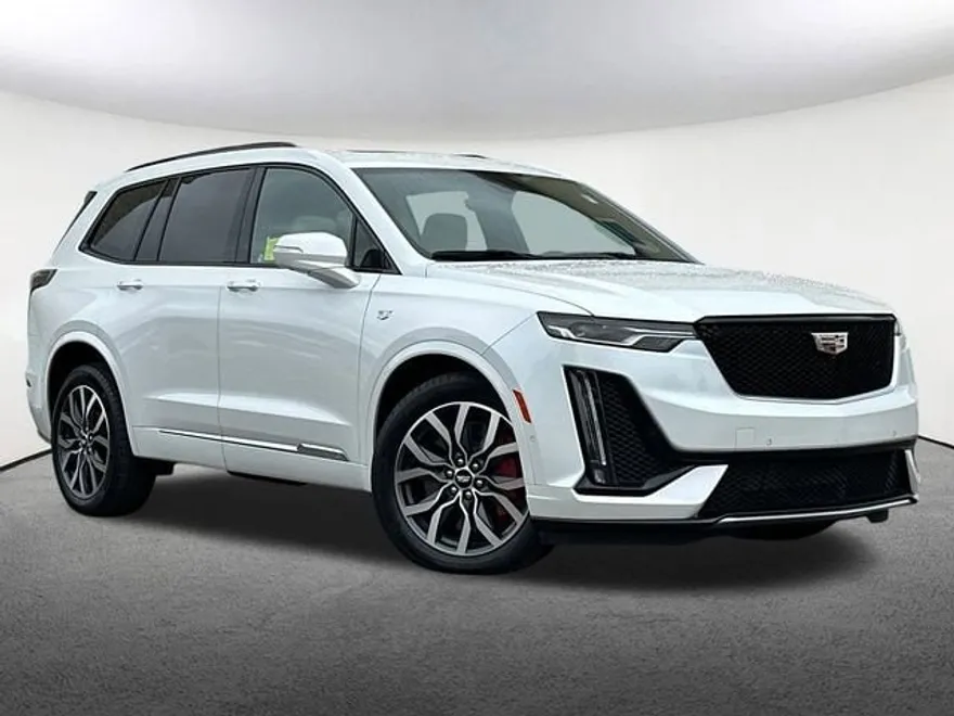 2023 Cadillac XT6 Sport photo 1