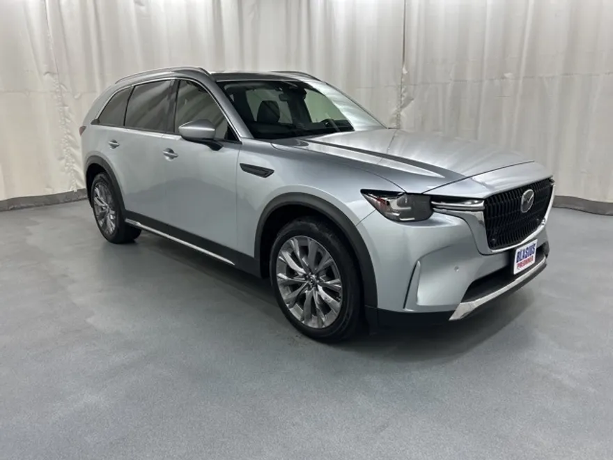 2024 Mazda CX-90 Premium photo 1