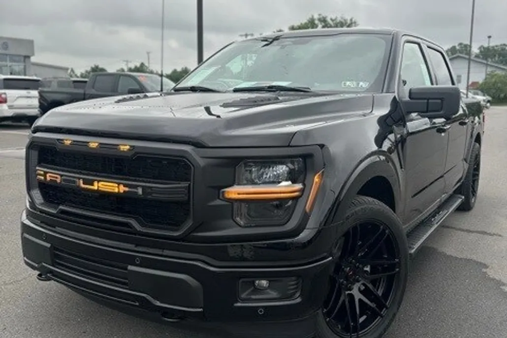 2025 Ford F-150 XLT photo 1