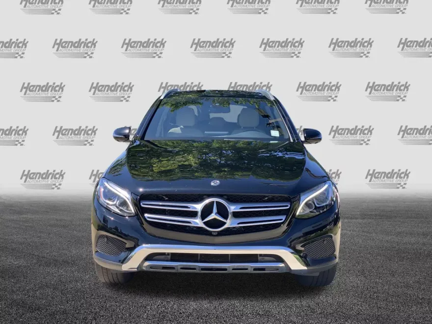 2018 Mercedes Benz GLC 4MATIC photo 1
