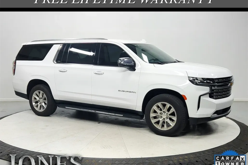2023 Chevrolet Suburban Premier photo 1