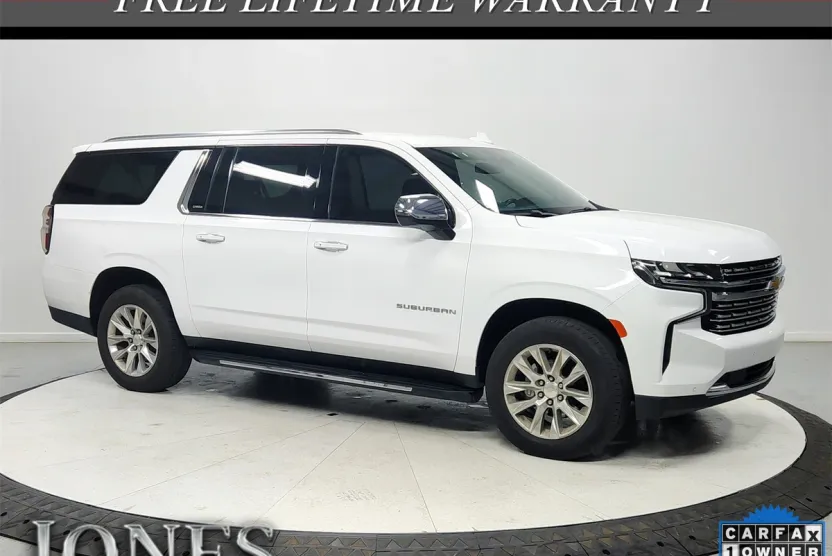 2023 Chevrolet Suburban Premier photo 1