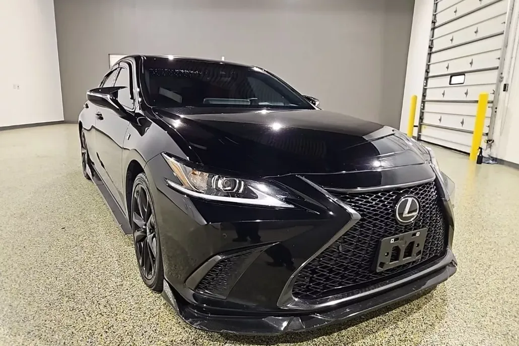 2022 Lexus ES 350 F SPORT photo 1