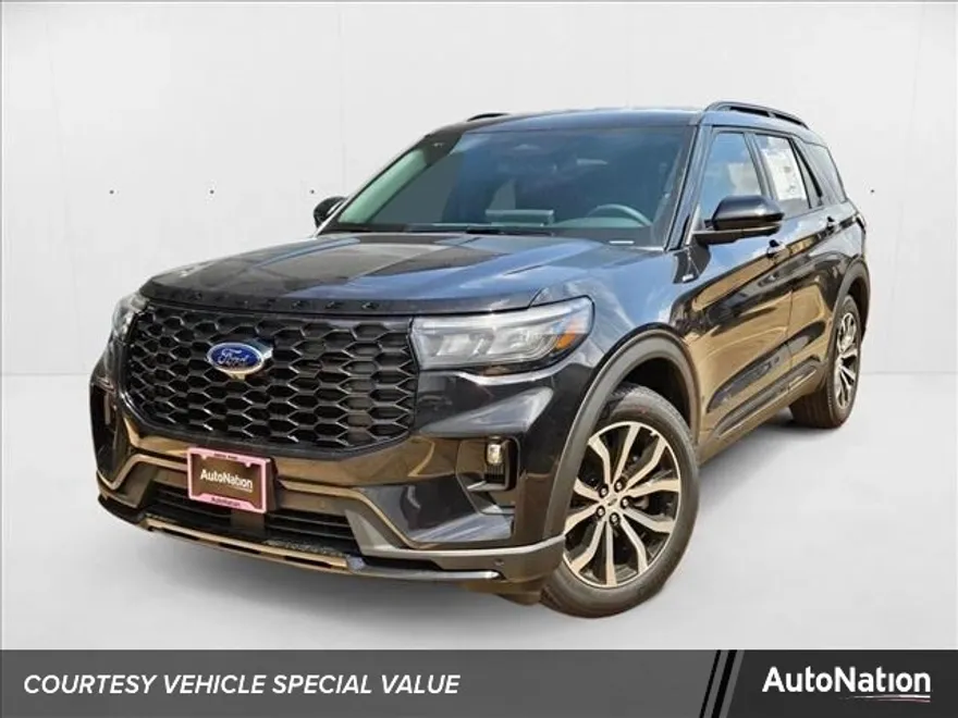 2025 Ford Explorer ST-Line photo 1