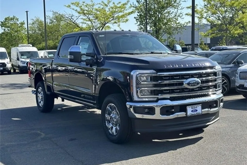 2025 Ford F-250 photo 1