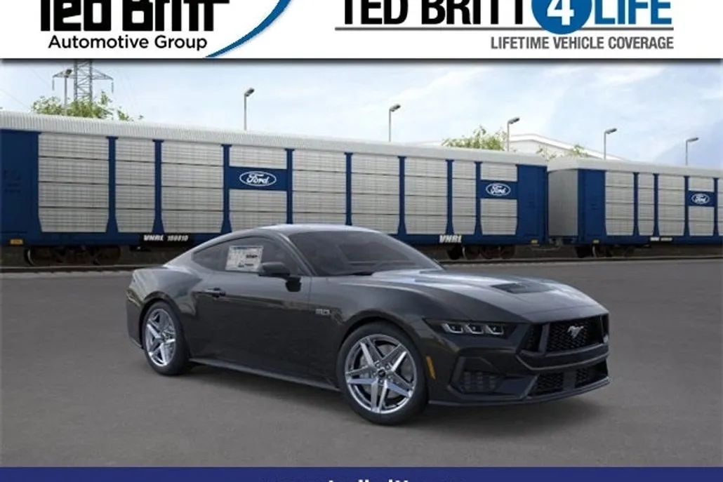 2025 Ford Mustang GT photo 1