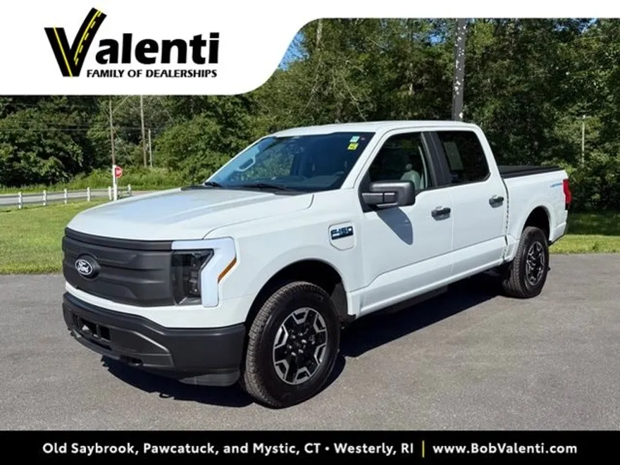 2024 Ford F-150 Lightning photo 1