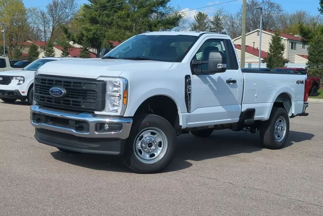 2025 Ford F-350 XL photo 1