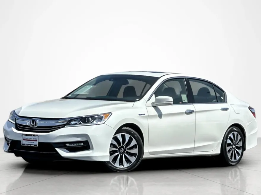 2017 Honda Accord Hybrid EX-L photo 1