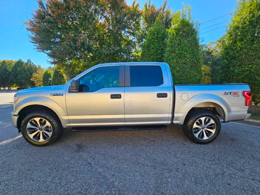 2020 Ford F-150 XL photo 1