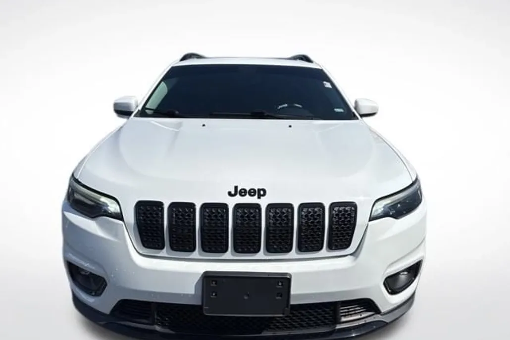 2019 Jeep Cherokee Latitude Altitude photo 1