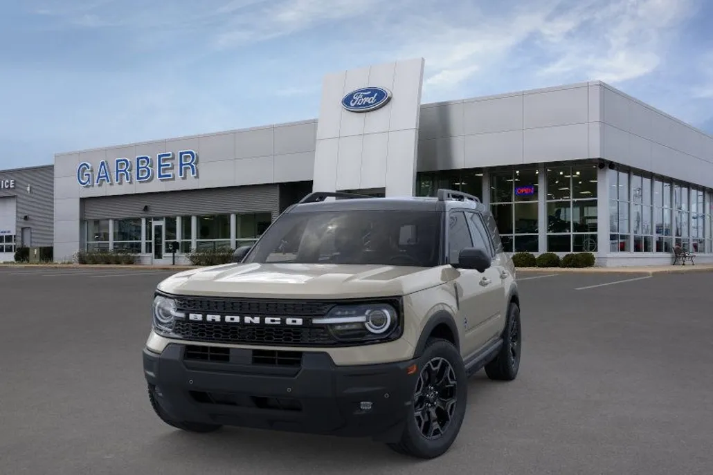 2025 Ford Bronco Sport Outer Banks photo 1