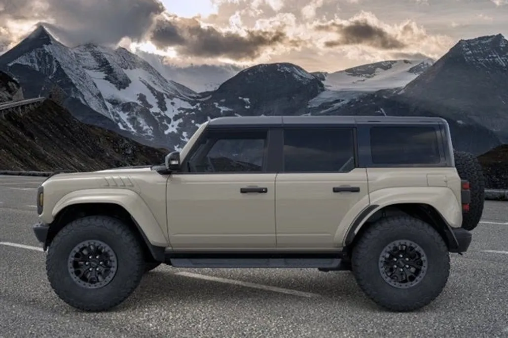2025 Ford Bronco Raptor photo 1
