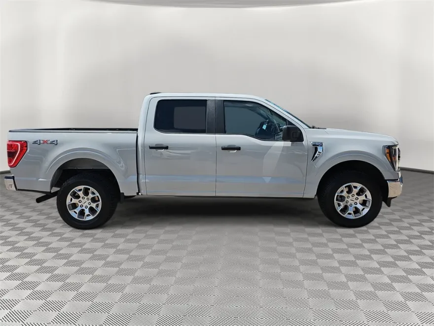 2023 Ford F-150 XLT photo 1