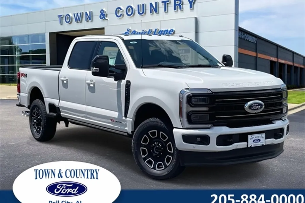 2025 Ford F-250 Platinum photo 1