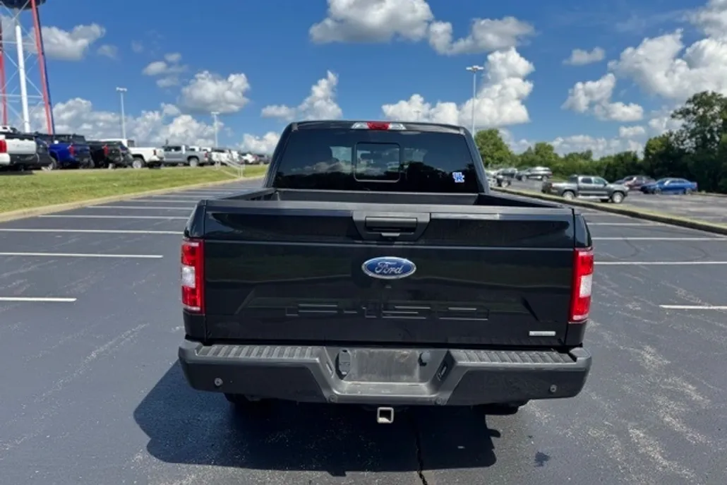 2020 Ford F-150 XLT photo 1
