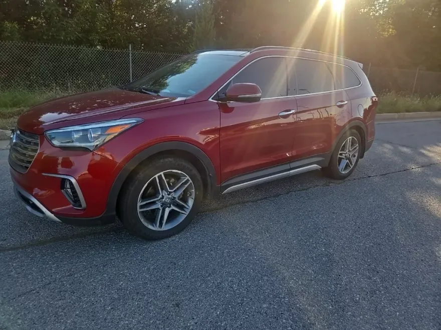 2017 Hyundai Santa Fe Limited Ultimate photo 1