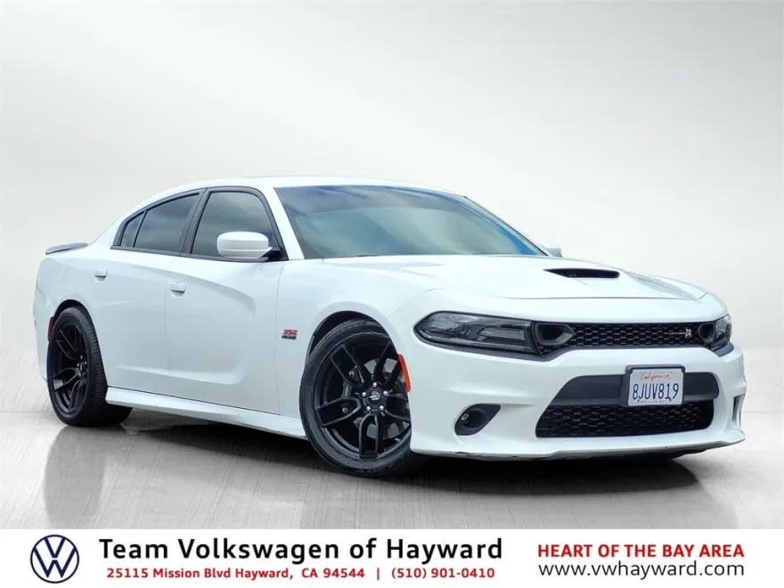 2019 Dodge Charger R/T Scat Pack photo 1