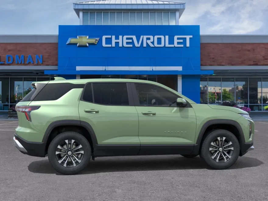 2026 Chevrolet Equinox LT photo 1