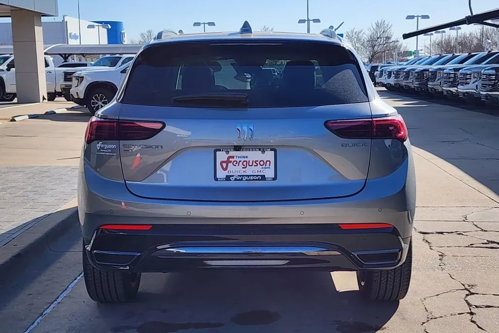 2025 Buick Envision Sport Touring photo 1