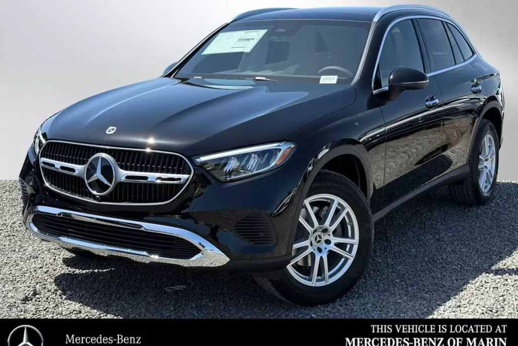 2025 Mercedes Benz GLC 300 4MATIC photo 1