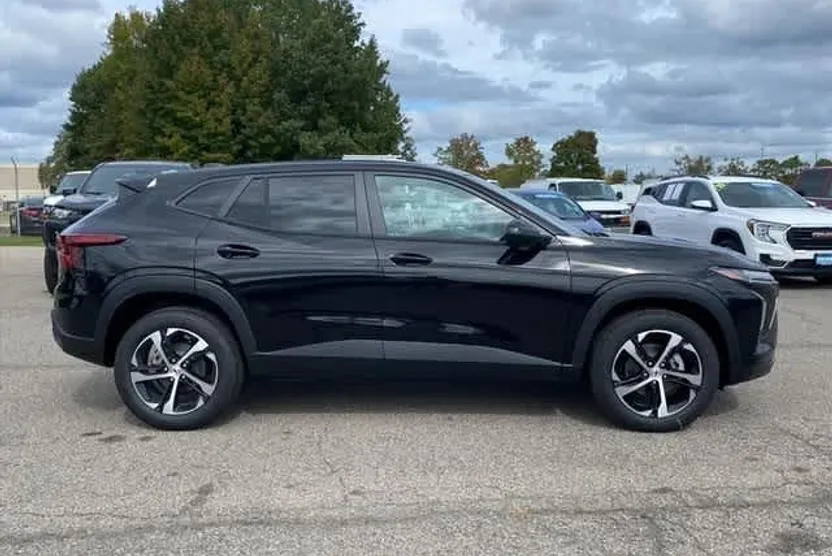 2026 Chevrolet Trax photo 1
