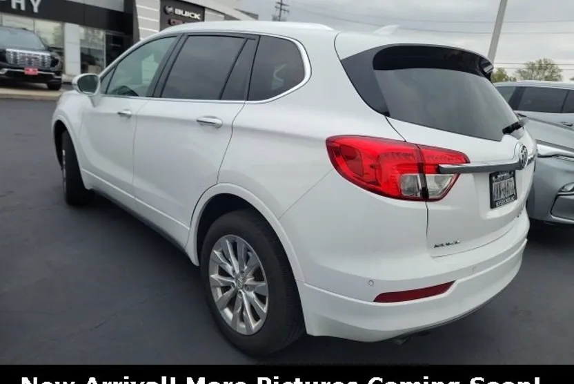 2017 Buick Envision Essence photo 1