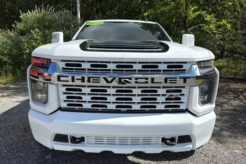 2020 Chevrolet Silverado 2500HD LT photo 1