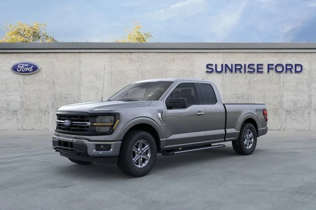 2025 Ford F-150 XLT photo 1