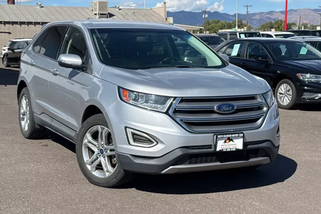 2018 Ford Edge Titanium photo 1