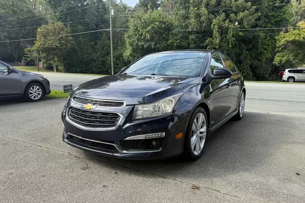 2015 Chevrolet Cruze LTZ photo 1