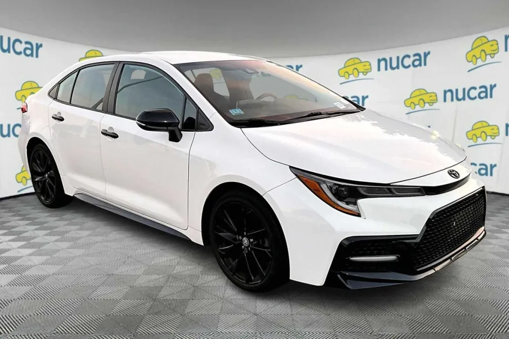 2020 Toyota Corolla SE photo 1