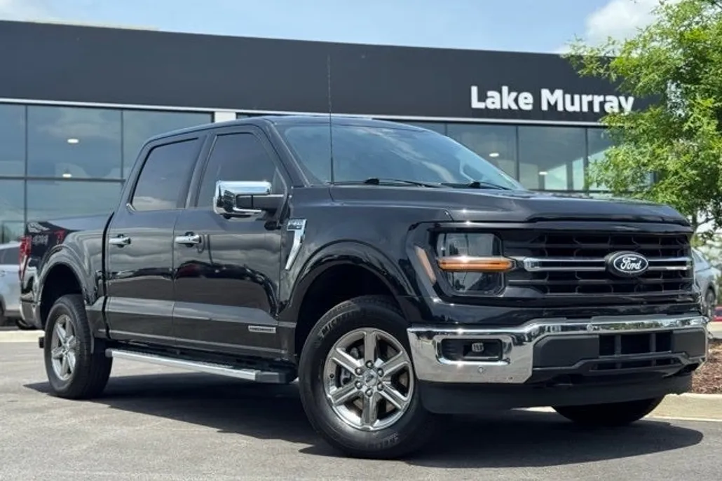 2024 Ford F-150 XLT photo 1