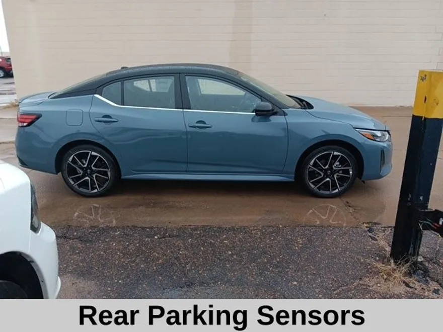 2025 Nissan Sentra SR photo 1
