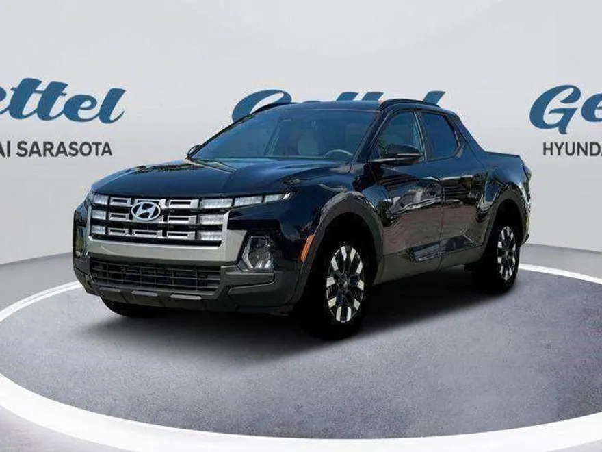 2025 Hyundai Santa Cruz SEL Activity photo 1