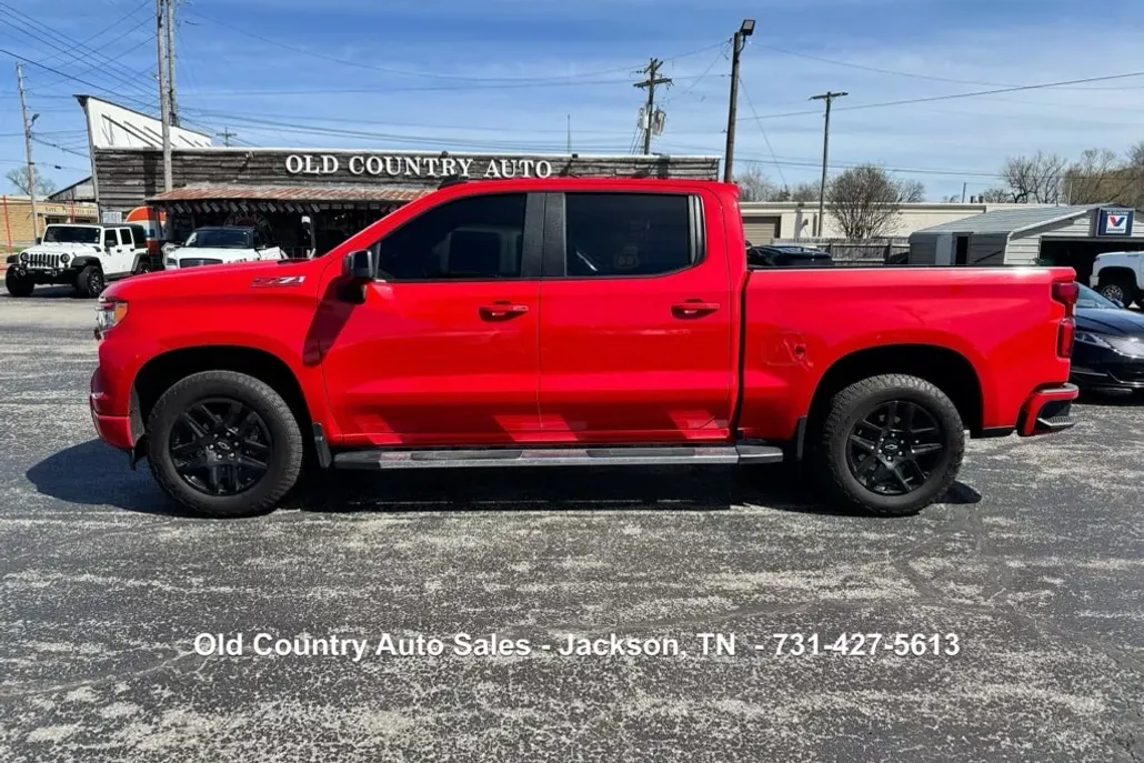 2022 Chevrolet Silverado 1500 RST photo 1