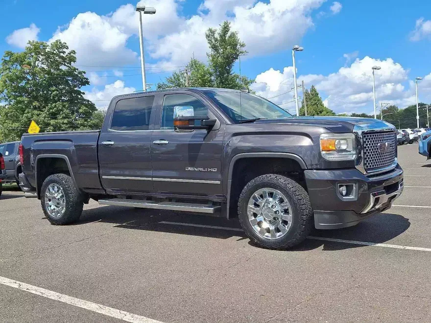 2016 Gmc Sierra 2500 HD Denali photo 1
