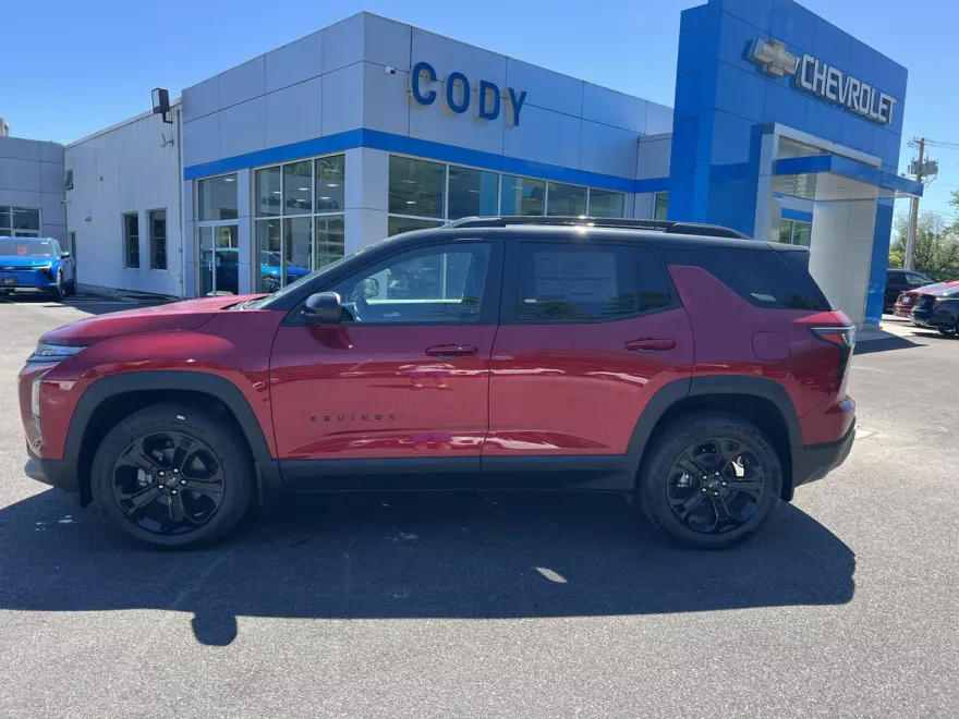 2026 Chevrolet Equinox LT photo 1