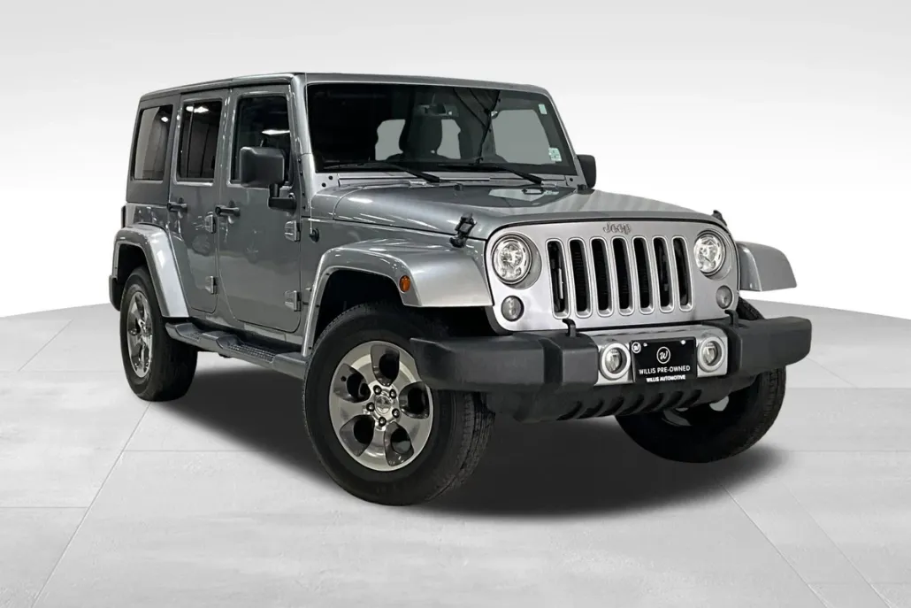 2018 Jeep Wrangler Unlimited Sahara photo 1
