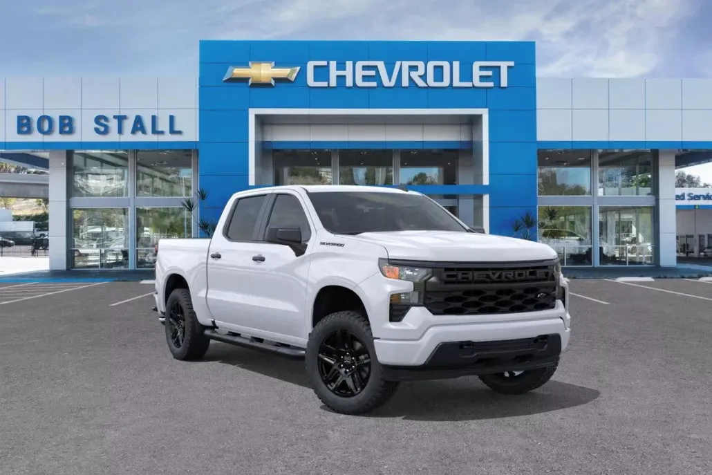 2026 Chevrolet Silverado 1500 Custom photo 1