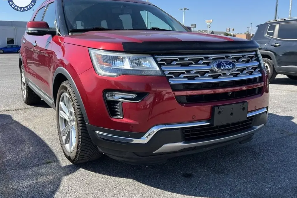 2018 Ford Explorer Limited photo 1